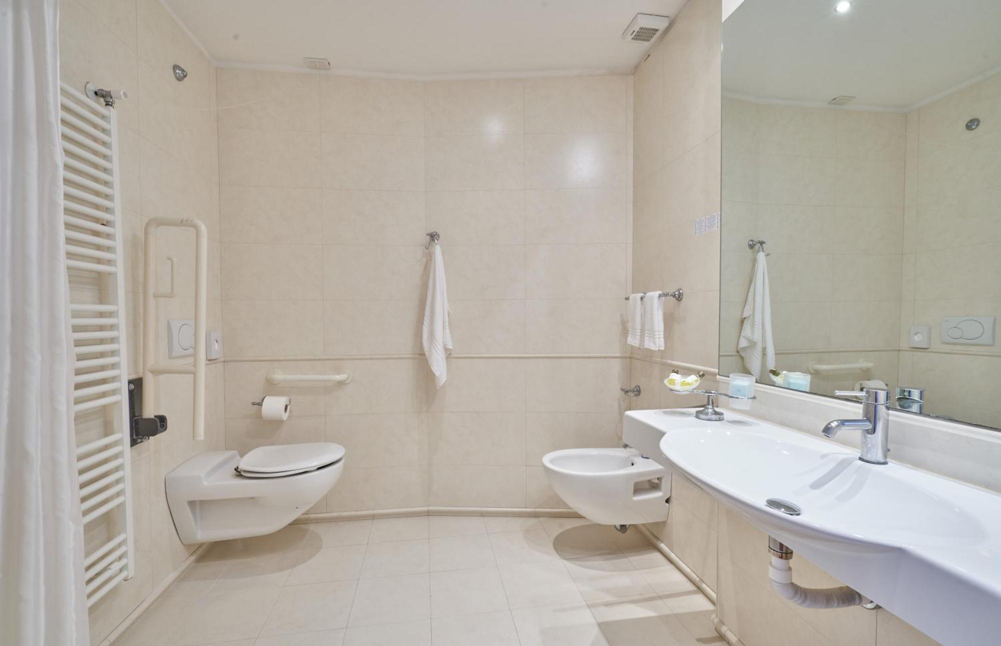 Hotel Bristol Bellaria-Igea Marina Extérieur photo