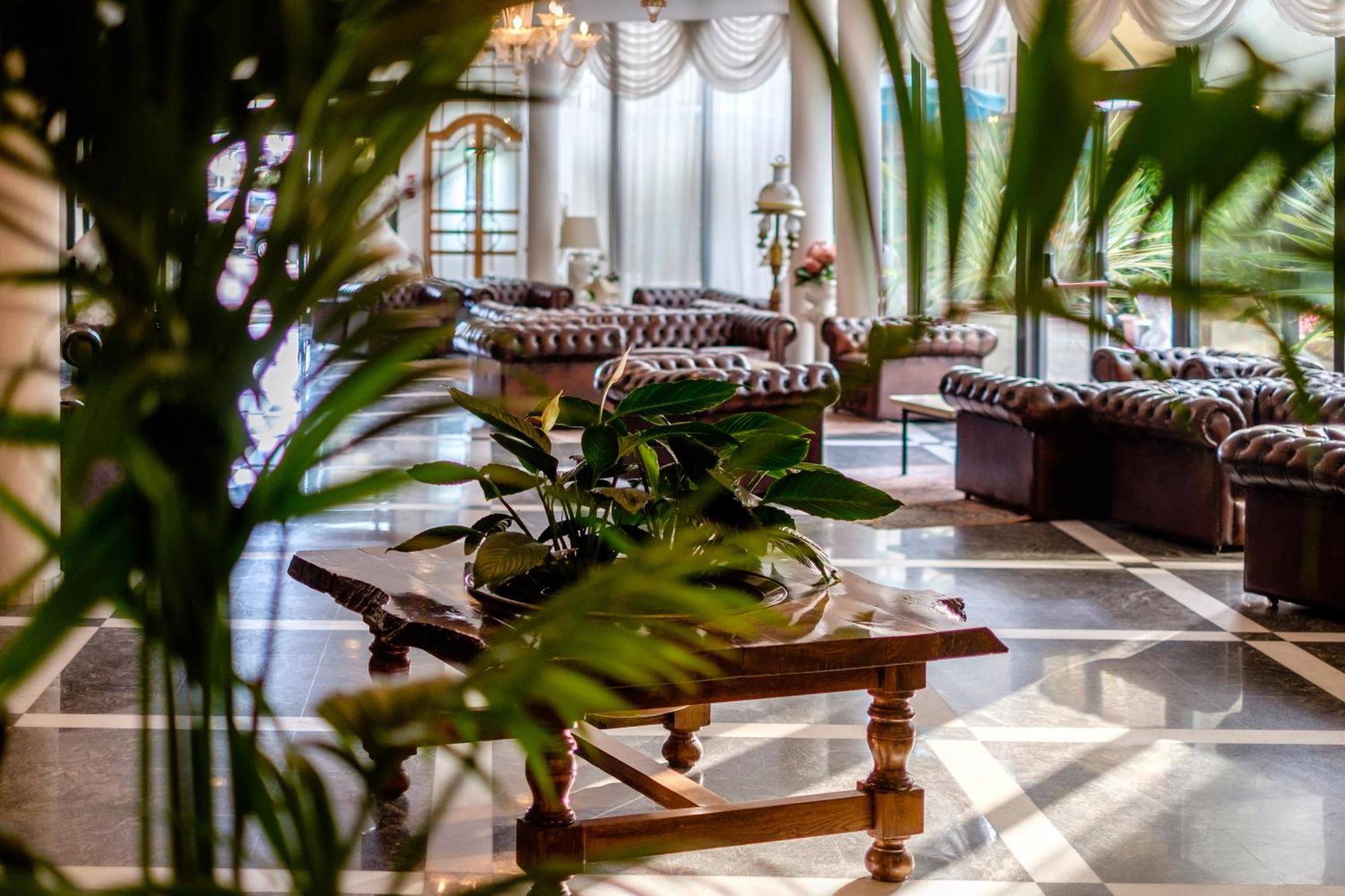 Hotel Bristol Bellaria-Igea Marina Extérieur photo